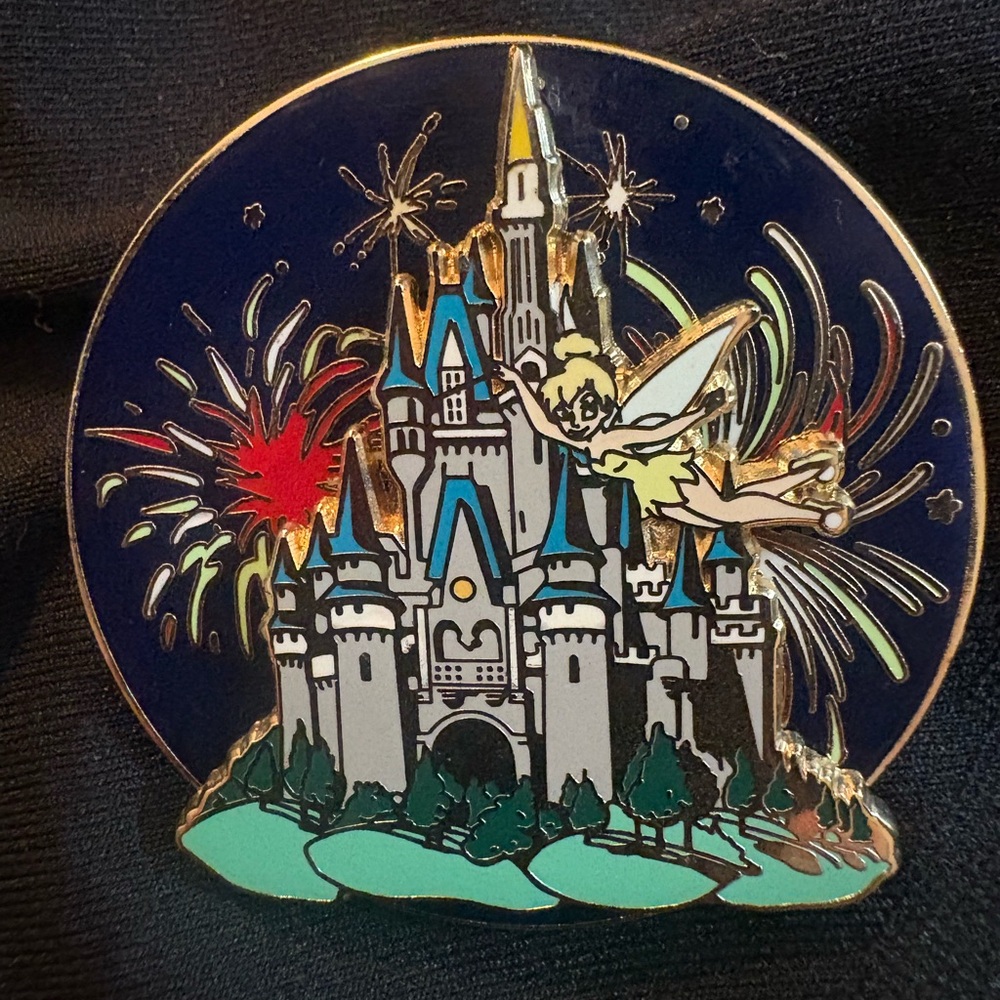 Fireworks & Fairy -Cinderella's  Tinker bell Spinner Disney Pin 2006 Blue,Teal
